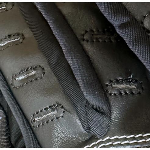 손 안에서 피어나는 압도적인 퍼포먼스