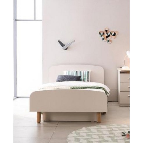 리바트 로넌 침대로 좁은 방을 아늑한 나만의 공간으로