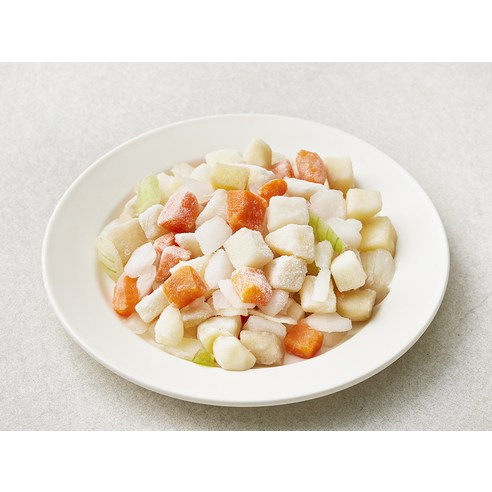 찬밥 요리의 구원자: 손질된 채소로 만든 곰곰 카레와 짜장면