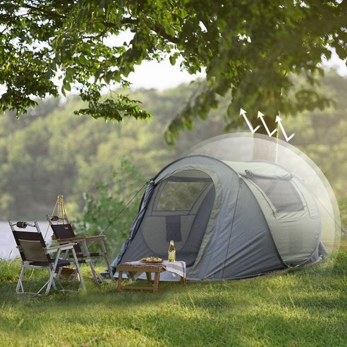 캠핑이나 야외 활동을 위한 편리한 원터치 설치 방식과 넉넉한 공간을 제공하는 코멧 아웃도어 원터치 텐트