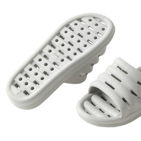 욕실 안전과 스타일을 한 번에! 한샘 엠보 미끄럼방지 욕실화로 안심하고 쾌적한 욕실 생활을!