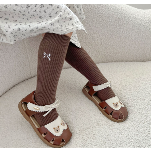 사랑스러운 리본 자수 니삭스로 우리 딸 스타일 완성!