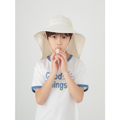 아이의 안전과 스타일을 책임지는 완벽한 자외선 차단 모자