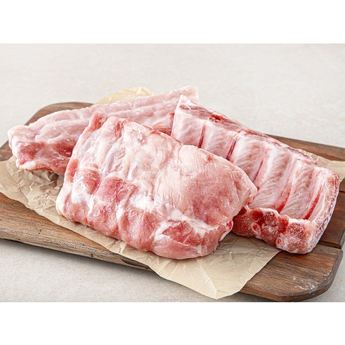 풍성한 육즙과 품격 있는 식감으로 즐기는 동원 스페인산 돼지등갈비