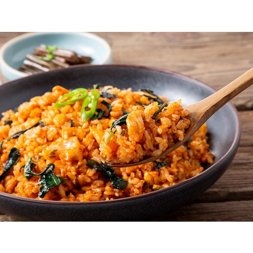 따뜻하고 맛있는 겨울을 위한 곰곰 닭갈비 볶음밥