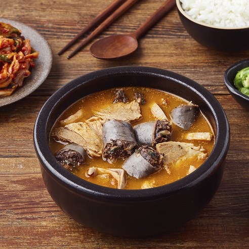 추운 날씨, 곰곰 얼큰순대국으로 따뜻하고 든든하게!