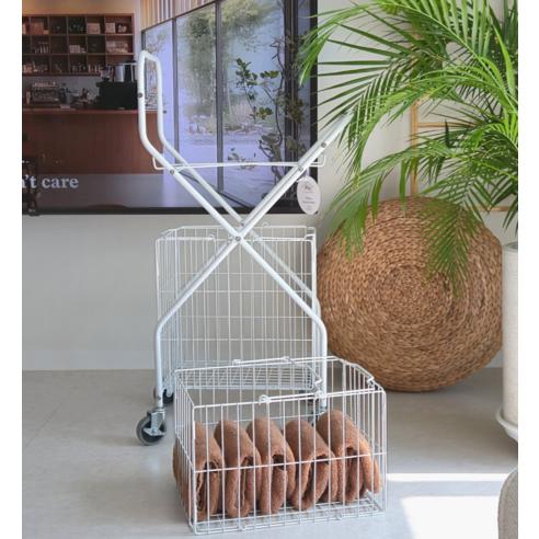 편리함과 효율성을 더하는 2단 이동식 빨래 바구니