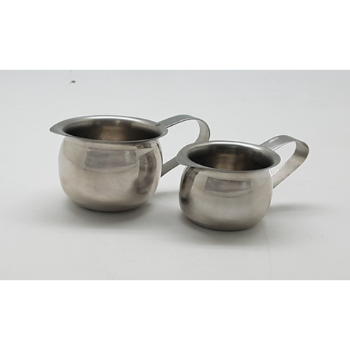 모던한 감성의 고전적 에스프레소 샷잔으로 커피 타임을 특별하게