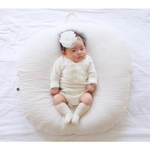 로토토베베 누빔 커버분리형 역류방지 수유쿠션 Baby 기본형, 화이트