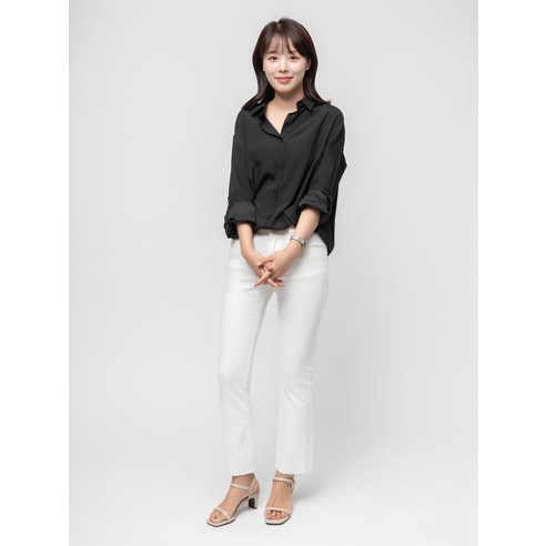 고급스러운 룩을 선보이고 싶은 여성을 위한 셔츠 블라우스