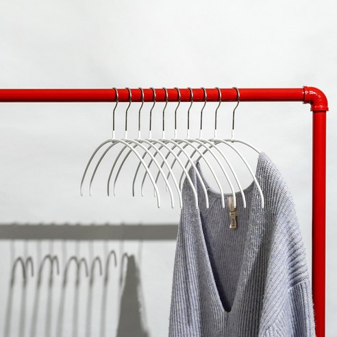 옷장 속 혁명, 마와 논슬립 옷걸이 이코노믹라이트: 당신의 옷을 위한 완벽한 선택 마와옷걸이