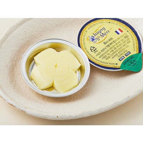 매일 아침, 나를 깨우는 마법! 풍미 가득 이즈니 버터의 행복