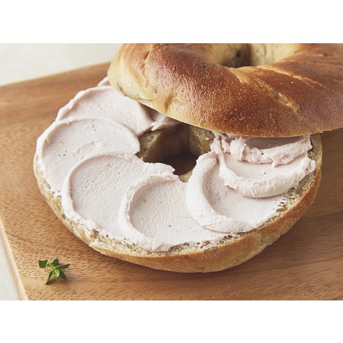 입 안 가득 퍼지는 행복한 딸기의 향연, 르갈 크림치즈 딸기