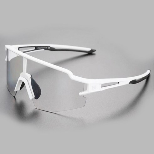 눈부신 햇살 아래, 당신의 질주를 완성하세요.