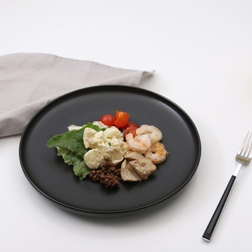 엘도로시 클래식 원형 접시 - 고풍스러운 디자인과 우아함이 돋보이는 식기