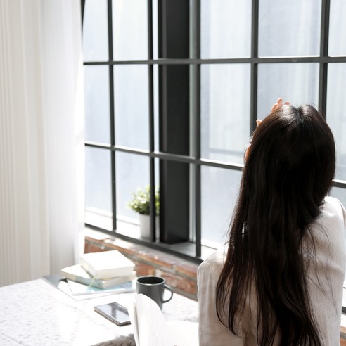 버튼 하나로 시작하는 스마트한 아침, RAiTEC nuguna 전동 커튼