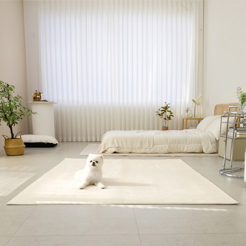 귀여움과 실용성이 완벽하게 조화된 반려동물용 강아지 모양 러그