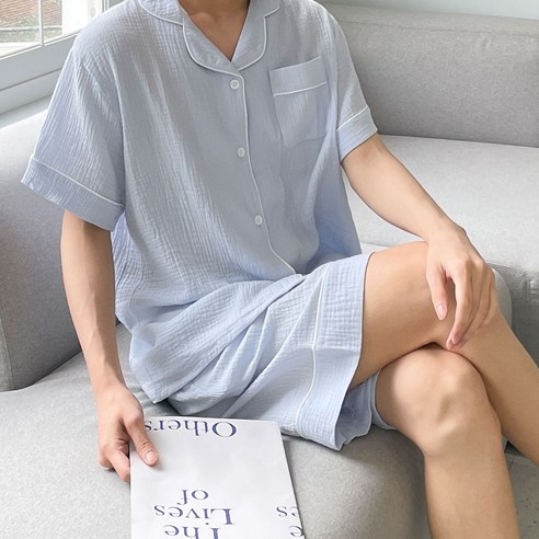 여름밤에 편안함을 선사하는 어나더디 잠옷