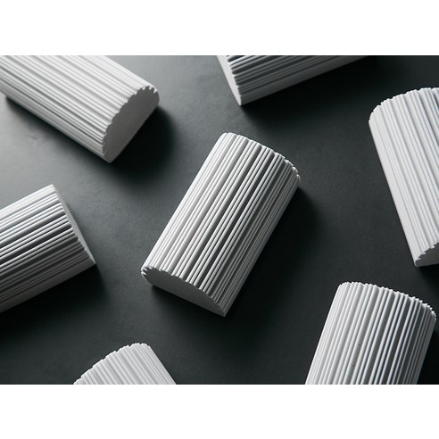 깨끗함이 깃드는 공간, 코멧 홈 먼지닦는 스펀지로 산뜻한 일상을 시작하세요.