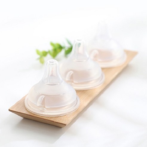 우리 아기 첫 젖꼭지, 모윰 리얼핏으로 편안하게!