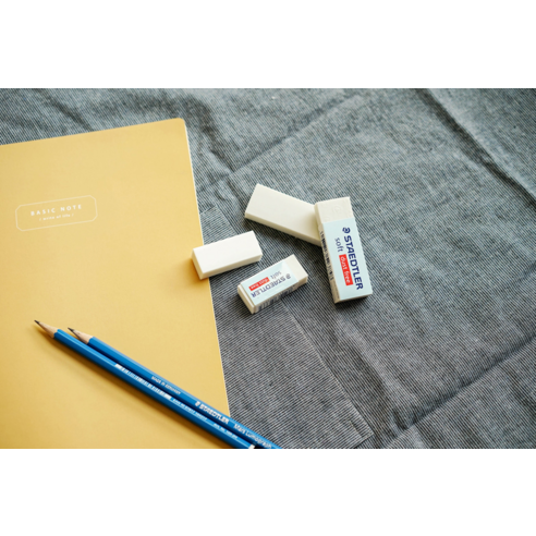 섬세한 흔적을 지우는 예술, 스테들러 소프트 지우개로 완벽한 마무리를!