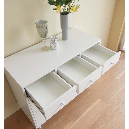 깔끔한 수납과 편리한 설치의 조화