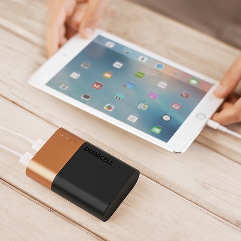 많은 분들에게 사랑받고 있는 듀라셀 파워뱅크 보조배터리 시리즈 3X 9750mAh