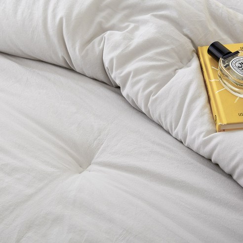 床上用品  梳妝  羽絨被  深度睡眠  睡眠  蜂蜜睡眠  深度睡眠  睡前  被子  被子