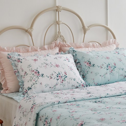 로라 애슐리 셀리나 베개 커버: 섬세한 아름다움이 깃든 편안한 휴식 로라애슐리