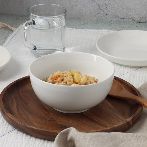 순백의 아름다움으로 식탁을 밝히는 이와이엔스토리 보울 화이트 공기대접 세트