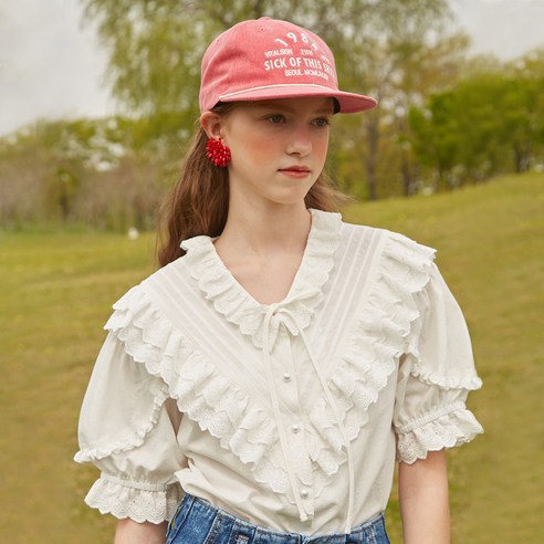 바이탈싸인 Summer Lace Frill White Blouse