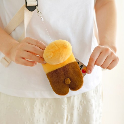 작고 귀여운 행복, 카카오프렌즈 릴 파우치 키링으로 잃어버린 물건 찾기!