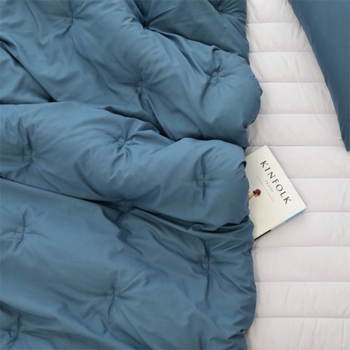 床上用品  梳妝  羽絨被  深度睡眠  睡眠  蜂蜜睡眠  深度睡眠  睡前  被子  被子