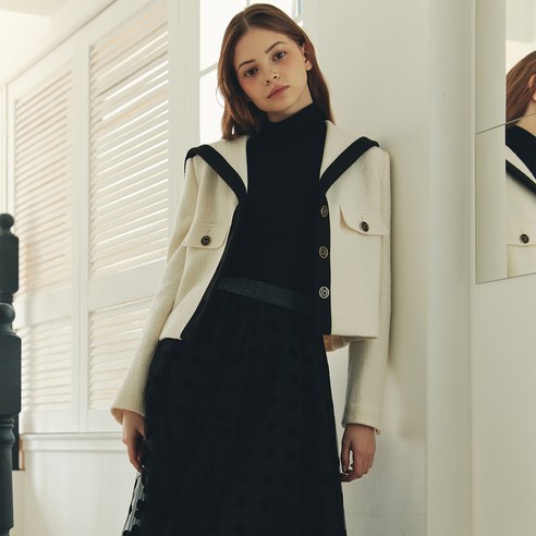 세련되고 편안한 울의 포옹: 제로스트릿 멜로우 세일러 부클 자켓