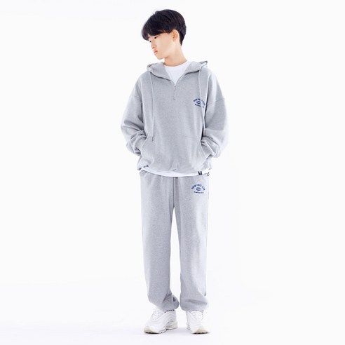 初中  時尚  男孩  女孩  常見  服裝  運動衫  訓練  設置  初中