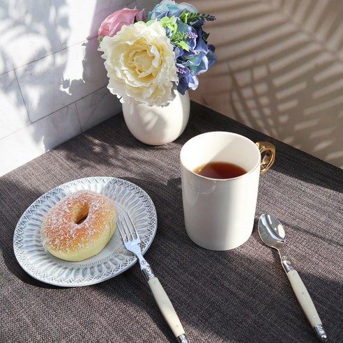 우아한 티타임을 위한 완벽한 선택, 까르투하 오로 티스푼 티포크 세트