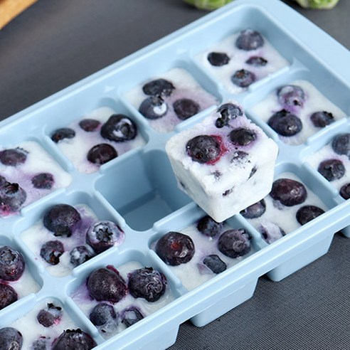 일상에 시원함을 더하는 마법, 리빙선데이 아이스트레이 18구