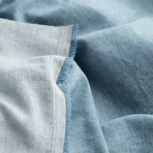 섬세한 감성을 담은, 20수 트윌 면 밀리언 무드 코튼 패브릭 원단: 블루의 깊이를 만나다 청원단
