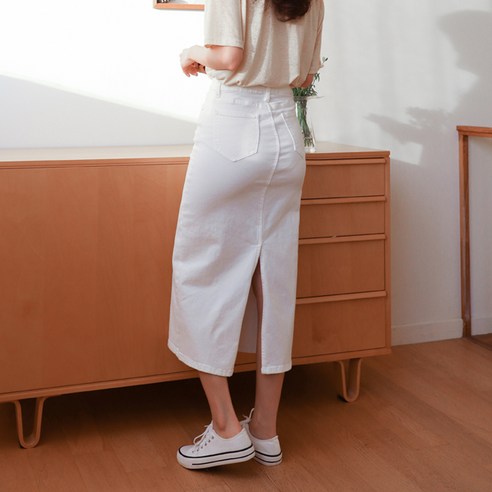 다양한 스타일을 완성해주는 수비진 여성용 롱 스커트