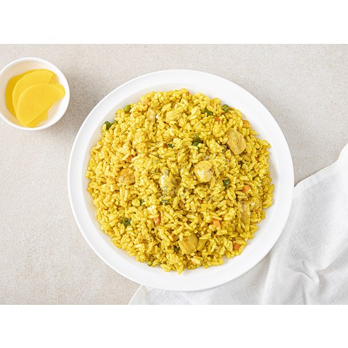 간편하고도 든든한 치킨카레 볶음밥