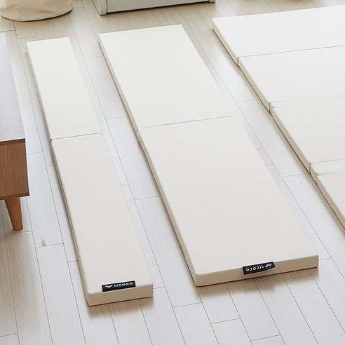 편안함과 실용성을 가진 리코코 폴더매트