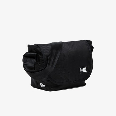 스타일과 실용성을 겸비한 완벽한 데일리백