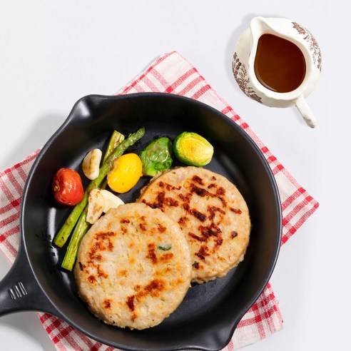 건강한 식단을 위해 제작된 간장 데리야끼맛 닭가슴살 스테이크