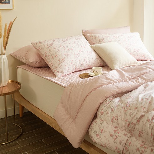 편안함, 따뜻함, 내구성을 모두 갖춘 세사온라인 모아나 차렵이불로 궁극적인 수면 경험을 만끽하세요.