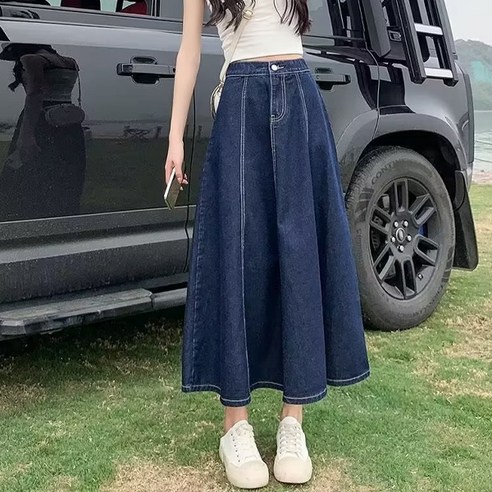 女  時尚  服裝  下裝  長裙  成年女性  成年女性  婦女  女人  淑女