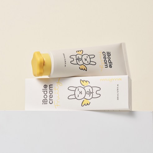 상큼한 과일향으로 피부를 감싸는 아이보들 크림 프루티