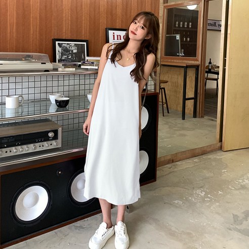 유니제이 도템 뷔스티에 트임 원피스