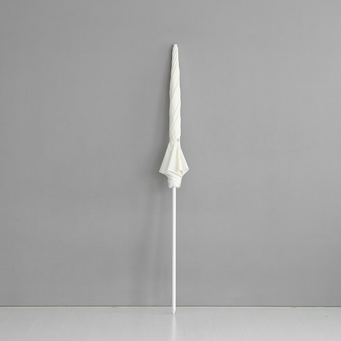 눈부신 햇살 아래, 나만의 그늘을 만들다