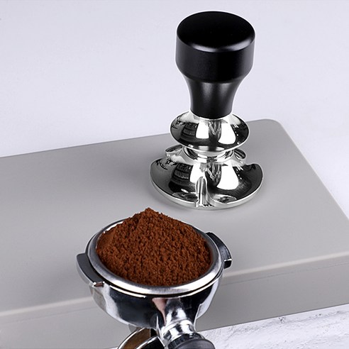 자동화된 템핑을 통한 일관된 커피 추출 혁명