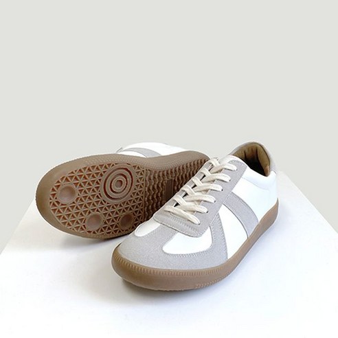 스타일과 편안함, 두 마리 토끼를 잡는 프리토 독일군 스니커즈